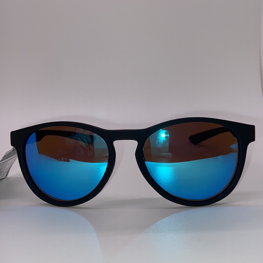 Polarized BLUE LENS W/BLACK FRAME Sunglasses. NWT - Picture 7 of 16